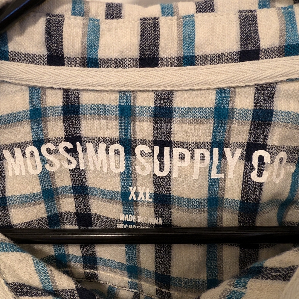 Mossimo Shirt - Picture 2 of 4
